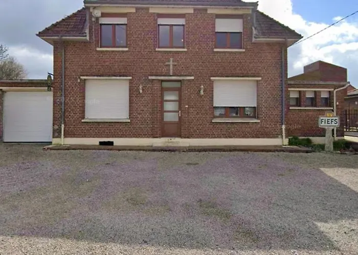 De Groupe Pour 12 Personnes A Dans Le Ternois 62 Holiday home *