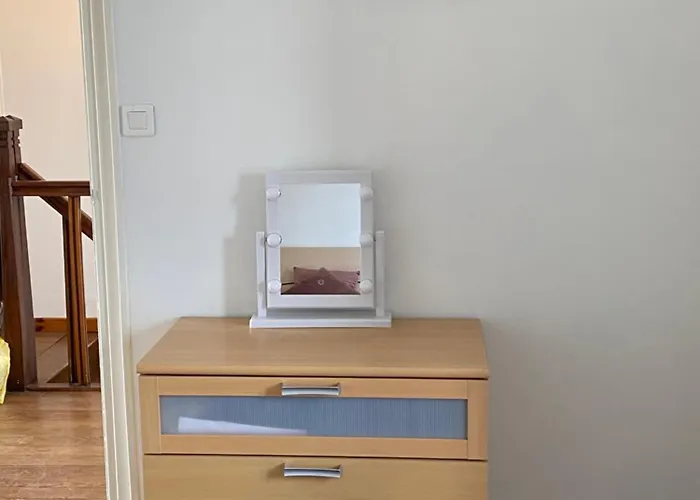 Holiday home De Groupe Pour 12 Personnes A Dans Le Ternois 62 Fiefs